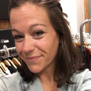 Meet your Posher, Cynthia